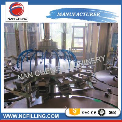 China Flowing Liquid Auto Water Filling Machine 3 In 1 0% - 0.1% Filling Precision for sale