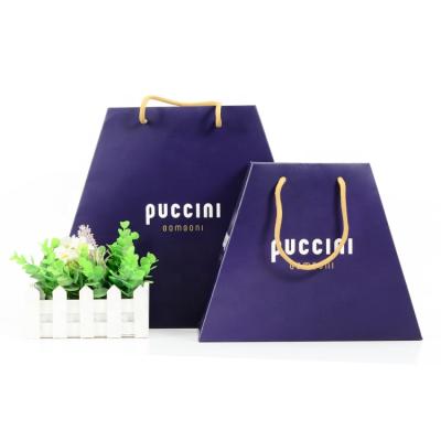 China Handmade famous brand foundry shopping bag customized boutique gift paper bag with your own logo for sale