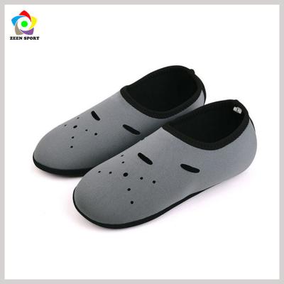 China Neoprene Waterproof Beach Shoes Waterproof Boots Foot Diving Covers for sale