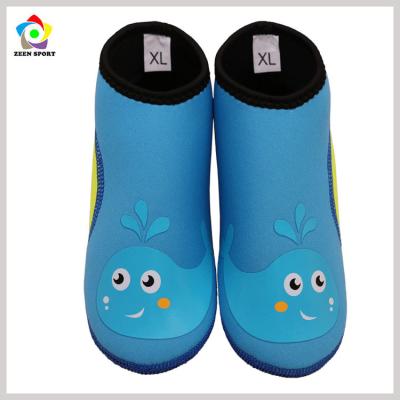 China Waterproof Kids Neoprene Water Sports Swimming Shoes Kids Beach Shoes for sale