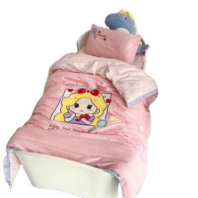 China Anti-pilling Wholesale Cartoon Printing 100% Cotton Baby Comforter Set for sale