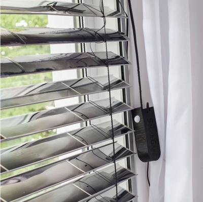 China Solar Panel Power Generating Window Shade Modern/Green Photovoltaic Smart Solar Window Shutters for sale