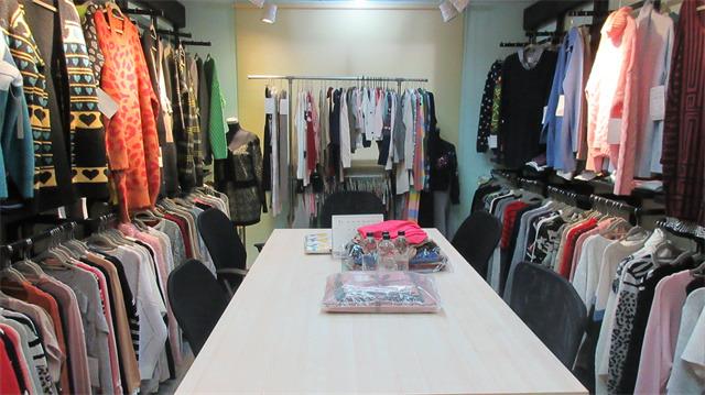 Verified China supplier - Shanghai Yishang Clothes Co., Ltd.