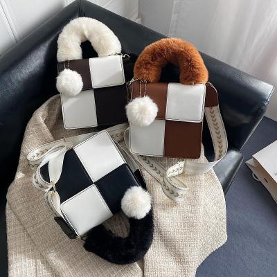 China Fashion Handbag Women's New Drop/Handheld Cross Small Shoulder Winter 2022 Slot Bag Black And White Plaid Design Plush - Body Bag for sale