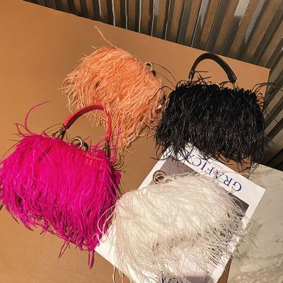 China Wholesale Tassel Diamond Messenger Evening Clutch Bag Handmade Tassel Bag Ostrich Hair for sale