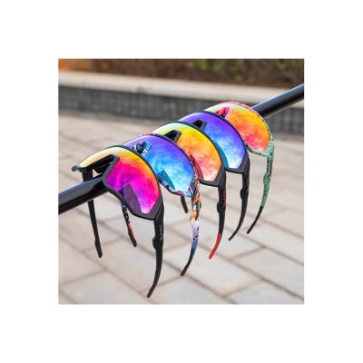 China Outdor Activicts Polarized Sunglasses Men And Women Color Beach Sunglasses Cycling Motorcycle Sunglasses for sale