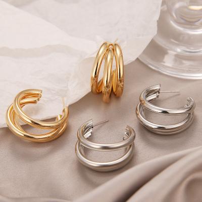 China High Quality KISSWIFE Hip Hop Gold Sliver There Post High Polished Unique Circle Stud Earrings Jewelry For Women for sale