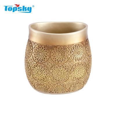 China Fashion Sustainable Stylish Household Polyresin Gold Bathroom Trash Can for sale