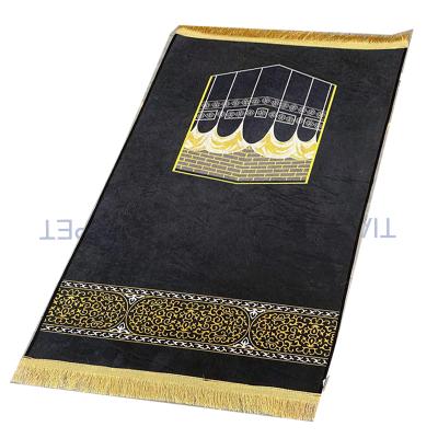 China Washable Living Room Rugs Mosque Carpet Roll Anti-Slip Prayer Mat Pakistan Muslims Pray Mat for sale