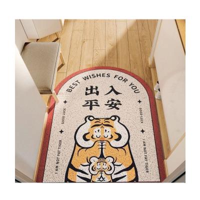 Cina PVC Cartoon DIY Cutting Anti Slip Coir Mat Stain Resistance Tiger Shape Waterproof Door Mats Floor Mats For Home in vendita