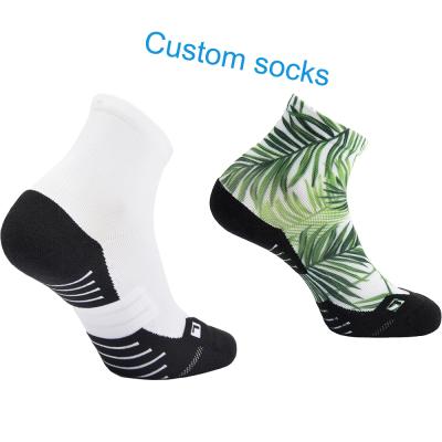 China Breathable Manufactures Sock Personalized Printed Socks Custom Grip Basketball Socks For Sports for sale