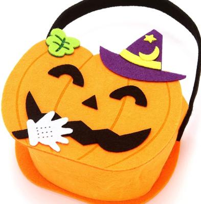 China Party Props Halloween Candy Bags Cute Felt Pouches With Handles, Trick Or Treat Candy Bags, Round Wrapper For Kids Costume Gift for sale