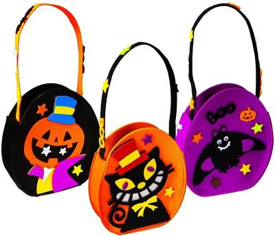 China Party Props 2022 New Design Felt Small Halloween Treat Bags For Kids, Cute Halloween Candy Bags, Halloween Candy Buckets For Halloween for sale