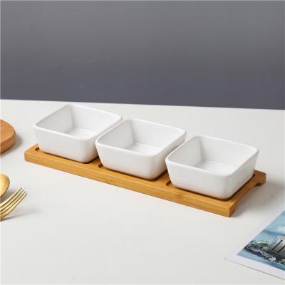 China Banquet Wedding Snack Serving Dish Disposable Creative Custom Ceramic Dish With Wooden Stand for sale