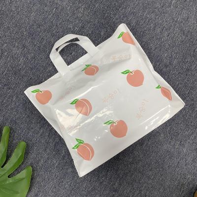 China Recyclable Hot Sale Clothes Packaging Plastic Bag Tote Bag Pattern Custom LOGO for sale