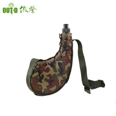 China Camping Activity Green Camouflage Cover Food Grade Water Canteen Canteen Bottle for sale