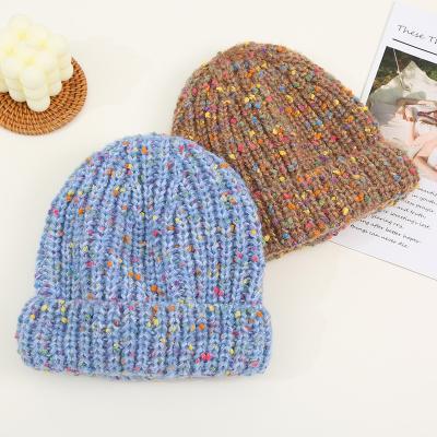 China 2023 Casual New Design High Quality Dot Yarn Winter White Knitted Plain Beanie Hats Hats for sale