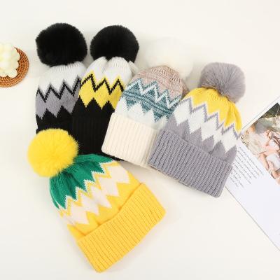 China Wholesale Custom Color Matching Soft Feeling Fur Pom Pom For Beanies Knitted Hats Winter Soft 10cm for sale