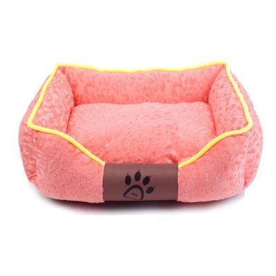 China Removable And Washable Cute Square Pet Travel Autumn Bed For Dog Sofa Pet Supplies for sale