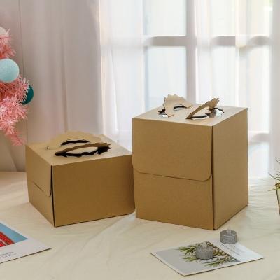 China Recyclable Portable Bakery Cake Boxes With Insert Handle Window Gift Box Wedding Birthday Wrapping Paper for sale