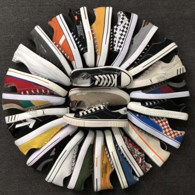 China Lightweight 39-44# Mens Vulcanized Canvas Shoes Stock for sale