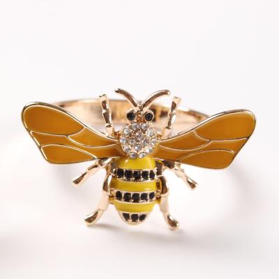 China New Viable Diamond Bee Napkin Ring Animal Dragonfly Enamel Napkin Loop for sale