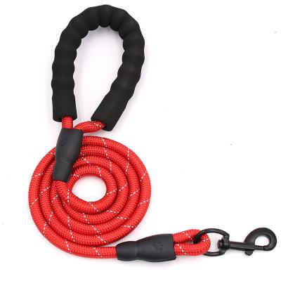 China New Product Sustainable Amazon Dog Outlet Round Rope Nylon Red Traction Rope Pet Supplies for sale