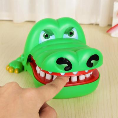 China Wholesale Popular Hot Sale Crocodile Dentist Toys Funny Party Spoof Bite Finger Game Toys Interactive Games Crocodile Table Sharp Toy for sale