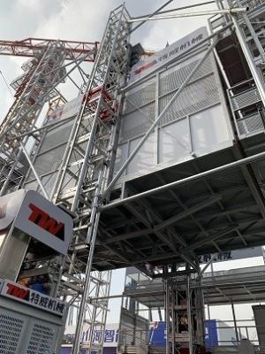 China DoppelBaustelle-Hebemaschine des mast-SC800, 8 Ton High Rise Material Hoist zu verkaufen