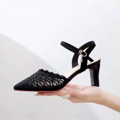 China New Fashion Lightweight Tops Fine Heel Girls High Heel Shoes for sale