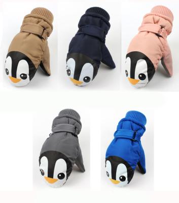 China Wholesale Environmental Protection Plus Velvet Thick Warm Children's Mitten Outdoor Sports Climbing Skiing Shark Mittens for sale