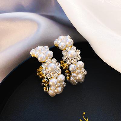 China TRENDY Fashion Rhinestone Statement Pearl C Shaped Earrings for sale