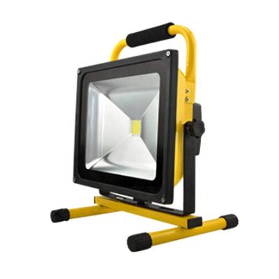 China Adjustable Wireless Rechargeable Portable IP65 Cob Led Flood Light High Power 50 Watt for sale