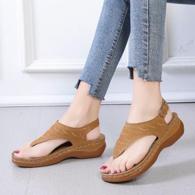 China Large size women's shoes new solid color clip sandals 2022 fashion trend women's flat heel sandals embroidered toe 43 yards for sale