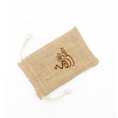 China Wholesale Custom Recyclable Coffee Bean Bag Jute Burlap Drawstring Pouch Logo Jute Gift Pouch Small for sale