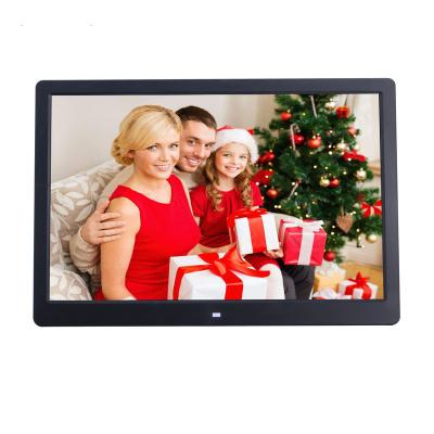 China Clock Promotional gift LCD digital photo frame 15 inch video advertising player. for sale