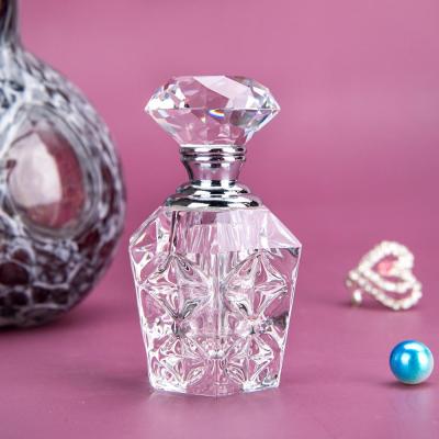 China CLOTHING Clear Vintage Portable Empty Crystal Perfume Bottle For Women Square Crystal Perfume Oil Bottle for sale