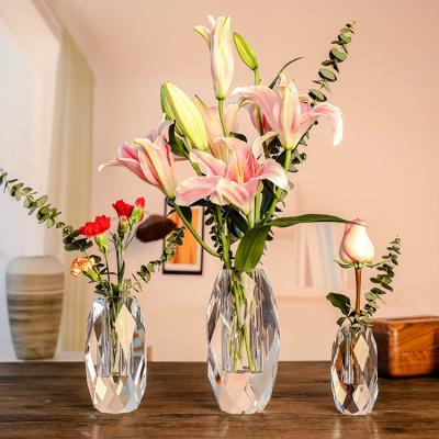 China Wholesale Europe simple modern simple clear crystal glass flower vase of Europe mini hotel or home or office table decoration for sale