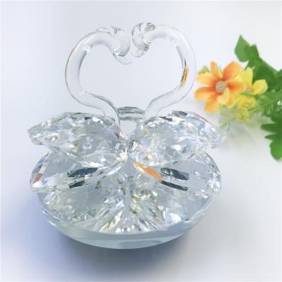 China Europe 2021 Newly Crystal Swan For Wedding Souvenirs Transparent Clear Custom Made Trendy for sale