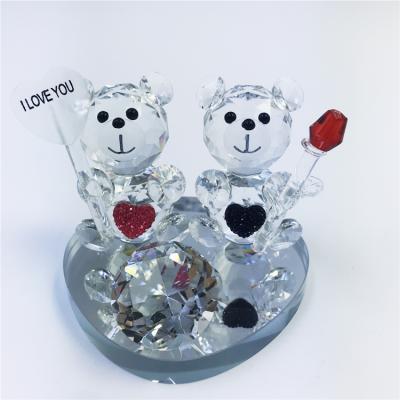 China Europe Bear Figurine Souvenirs Crystal Bear For Home Decoration Wholesale Crystal Wedding Baby Favors Cute for sale