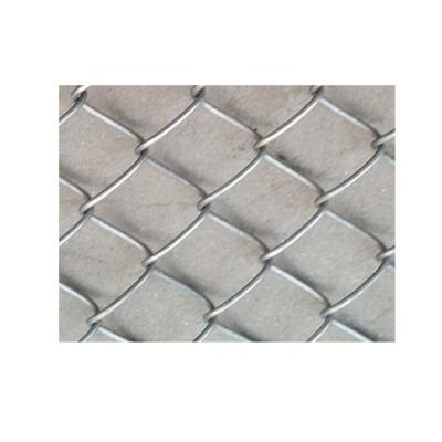 China Easily Assembled Chain Link Fence (Diamond Wire Mesh Netting) Galvanized / PVC Coated, Knuckled / Barbed Wire for sale