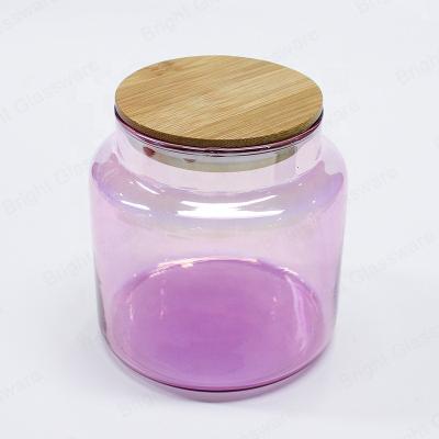 China Wholesale Home Borosilicate High Quality Candle Decoration Storage Jar Glass Square and Round Glass Jars with Bamboo Wood Lids for sale