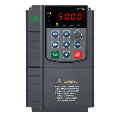 중국 모터 통제를 위한 작은 2hp 단일 위상 모터 VFD 드라이브 220V 입력 1.5KW 판매용