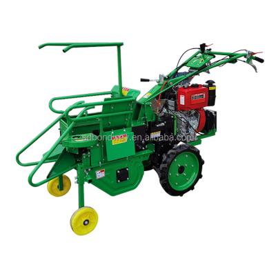 China Corn No Belt Big Power Combine Small Mini Harvester / Single Rows Corn Harvester For Low Price for sale