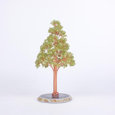 China Peridot Natural Stone Tree China New Arrivals Lucky Tree Money Tree For Crystal Agate Slice Base Crystal Christmas Decoration for sale