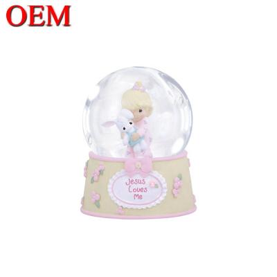 China 2020 Supplier Custom Resin Cartoon Toy Led Water Globe Snow Globe With Music Christmas Decoration OEM for sale