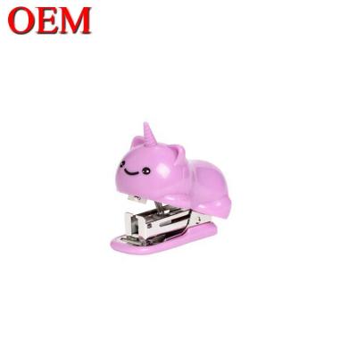 China Plastic Custom Cute Cartoon Unicorn Shape Office Stapler OEM School Animal Stapler For Students OEM for sale