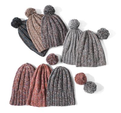 China breathable & Wholesale Winter Waterproof Women's Warm Detachable Pom Pom Beanie Knitted Hat for sale