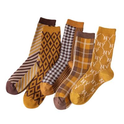 China Breathable Winter Stacked Socks Women Cotton Argyle Checked Socks Slouchy Socks for sale