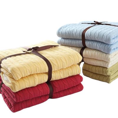 China 2021 Hot Sales Anti-Static Double Layer Knitted Crochet Thick Cable Fleece Throw Knitting Blanket Covering Blanket for sale